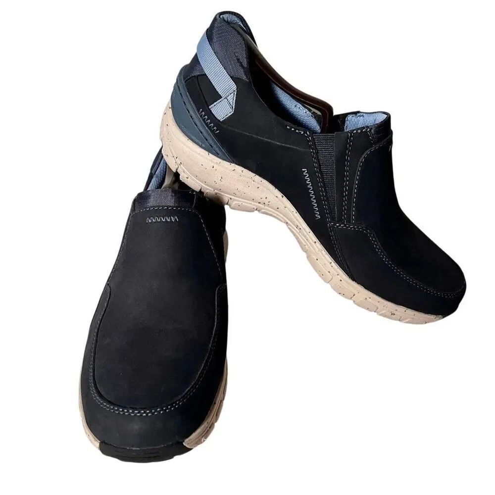 Women's Clarks Wave Plateau Navy Nubuck Size 8.5